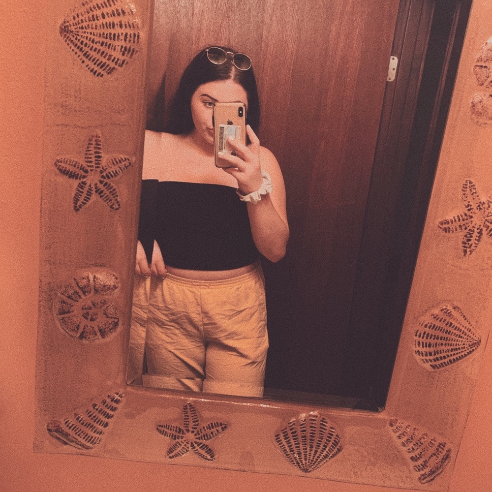 Meet your Posher, Elle